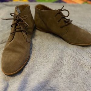 Clarks suede shoes